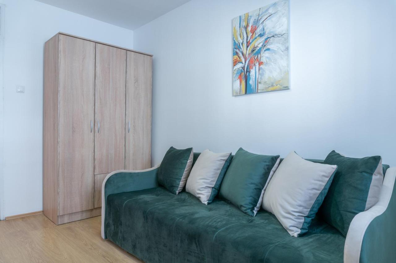 Gerardus Apartmani Vrsac Esterno foto